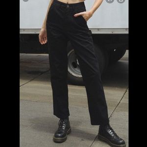 Brandy Melville Tammy Cargo Pants in Black